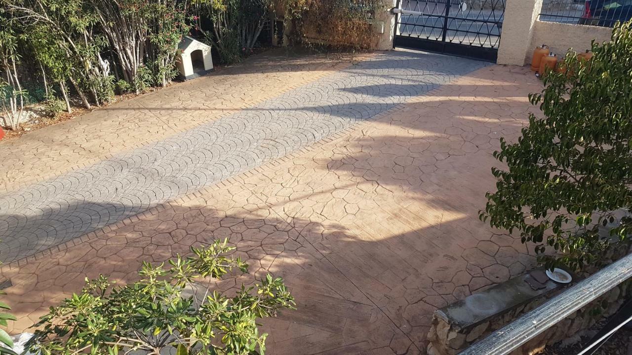 Calicanto House & Pool トレント エクステリア 写真